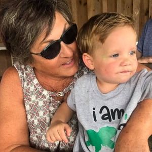 Meet your Posher, Debbie